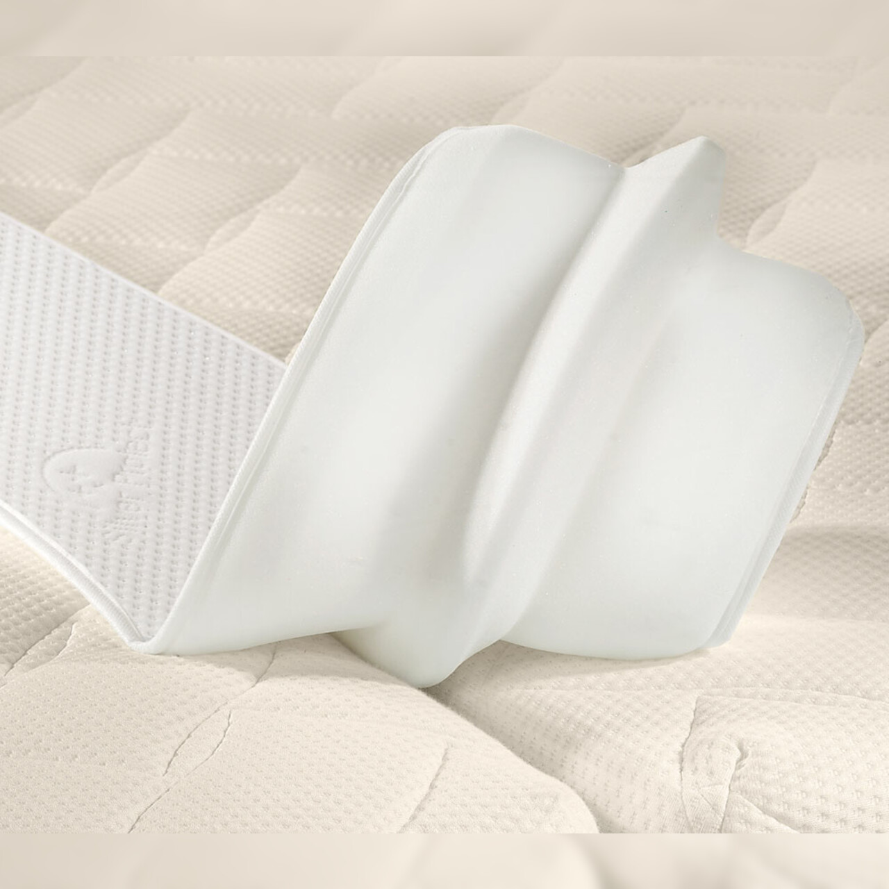 Liebesbrücke mit Silver Protect-Bezug