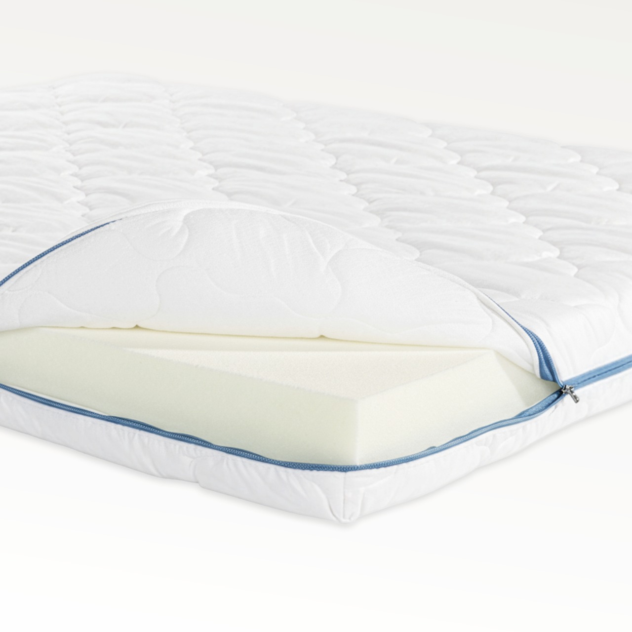 Kindermatratze mit verstepptem TopCool-Matratzenbezug